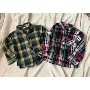 Lot of 2 plaid button down long sleeve shirts ( 2t/24 months)